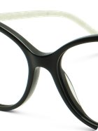 Frame close up